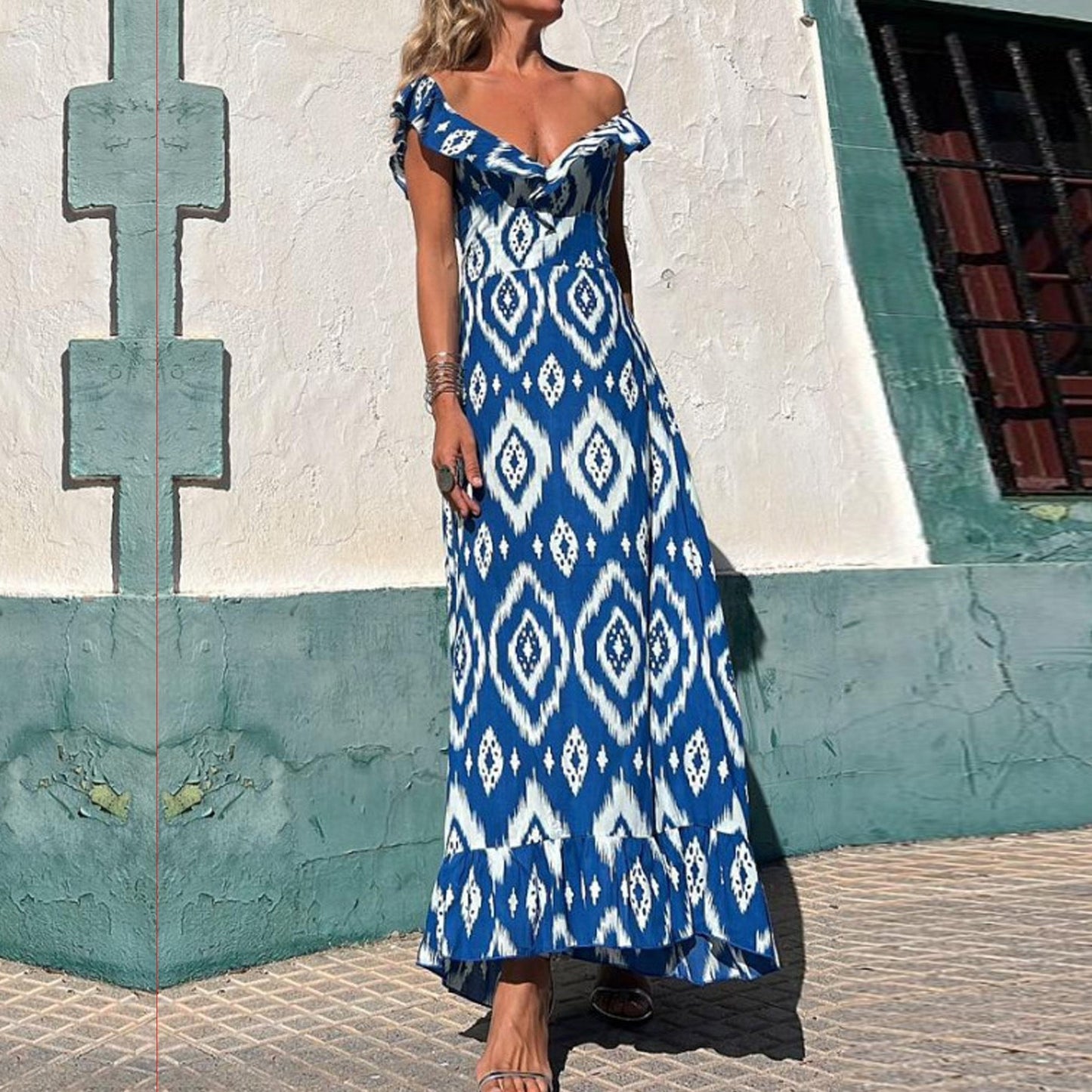 V-neck sleeveless wide-leg skirt with ruffled hem