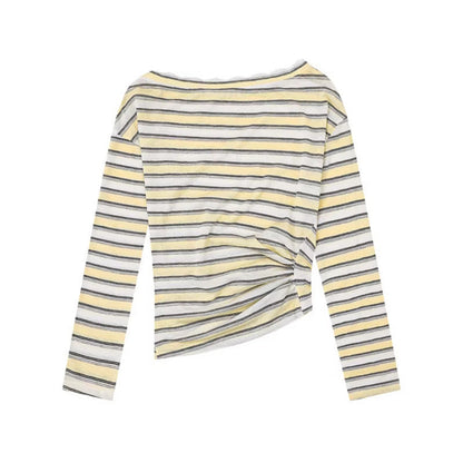 Long-sleeved Women's Spring Shirt for Layering and Outerwear