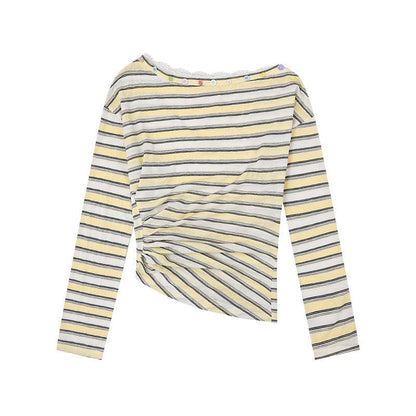 Long-sleeved Women's Spring Shirt for Layering and Outerwear