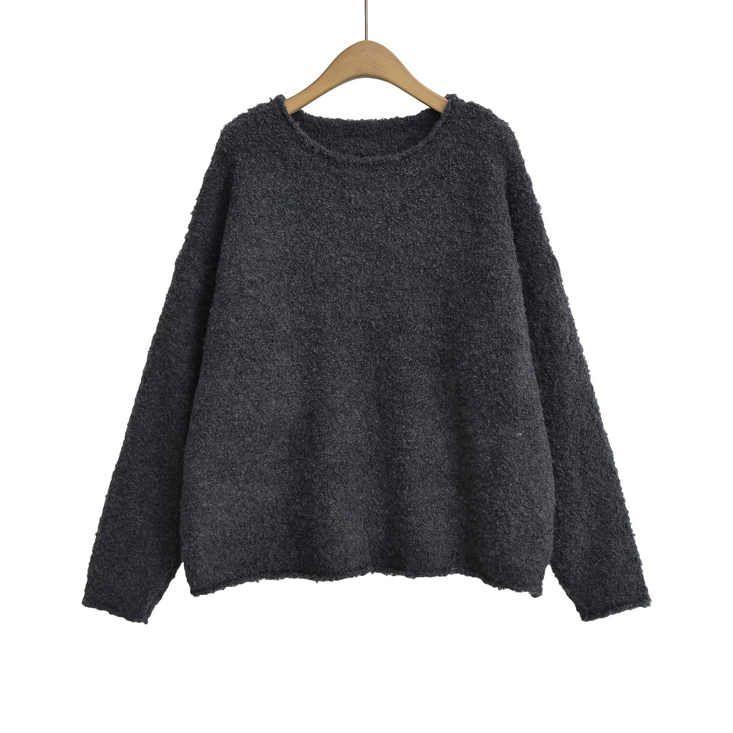 Round neck pullover loose long sleeved sweater